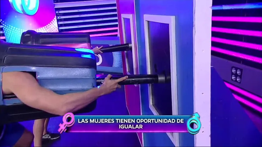 ¡La rivalidad aumenta entre Machos y Curvas en Enchufados!