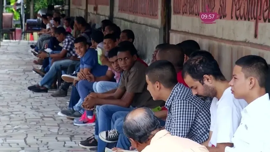 ¡Mi hijo consume drogas! Cómo lo ayudo