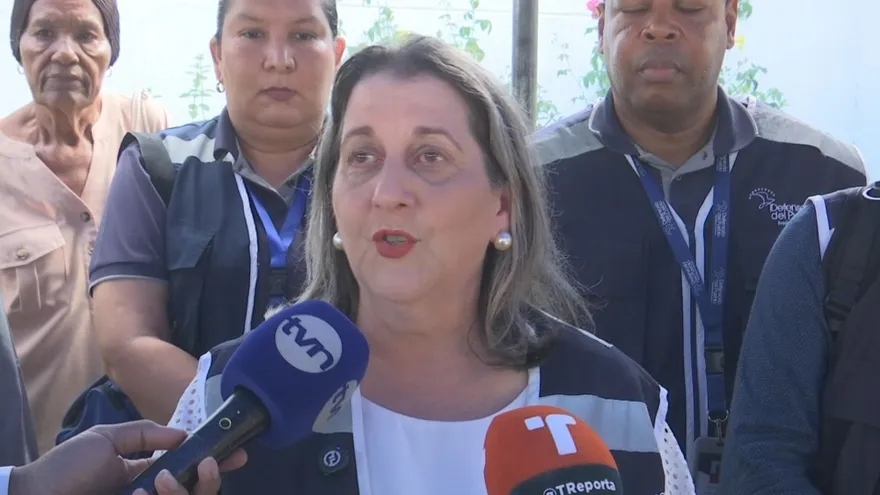 La defensora del Pueblo Ángela Russo.
