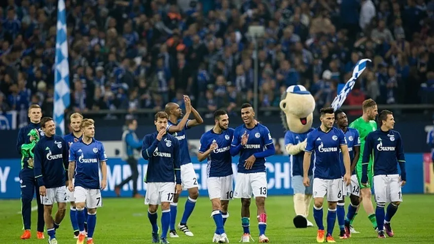 Los jugadores Schalke 04 estaban contentos por la victoria