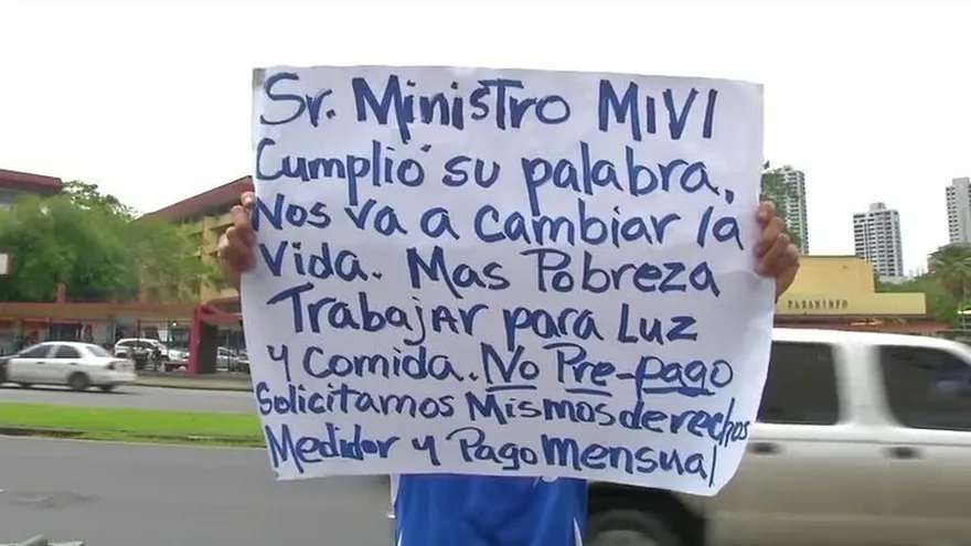 Residentes de Viejo Veranillo rechazan instalación de medidores prepagos