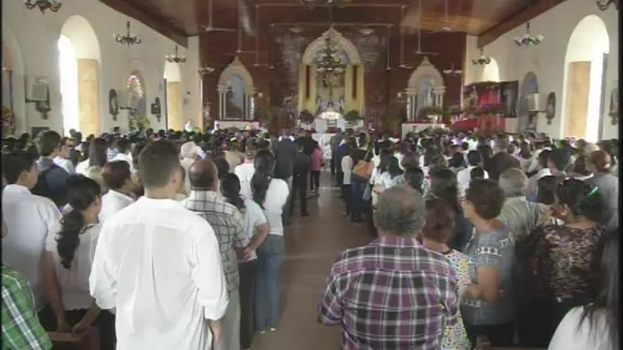 Dan último adiós a estudiante universitario asesinado en Veraguas