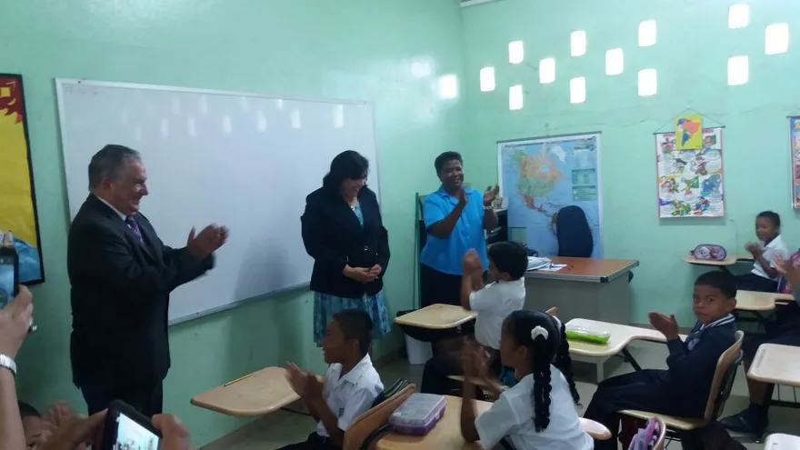 Se inician pruebas de lecturas a todos los niños de tercer grado