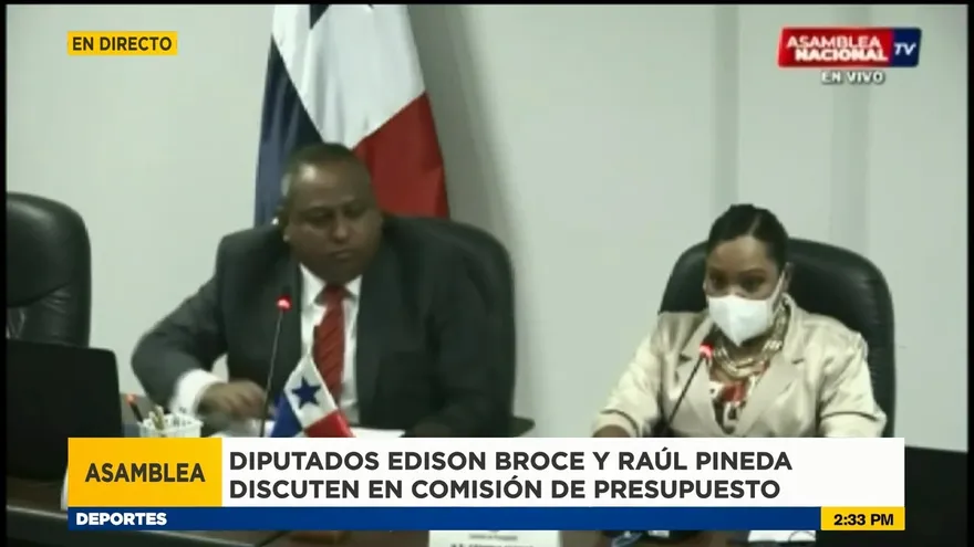 Diputados Raúl Pineda y Edison Broce protagonizan fuerte discusión