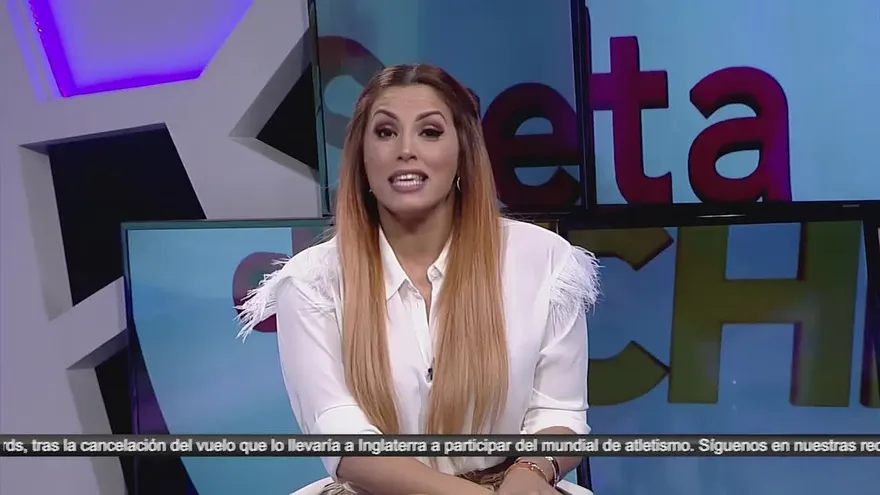 Iris de Arco se molesta porque usan su estacionamiento privado