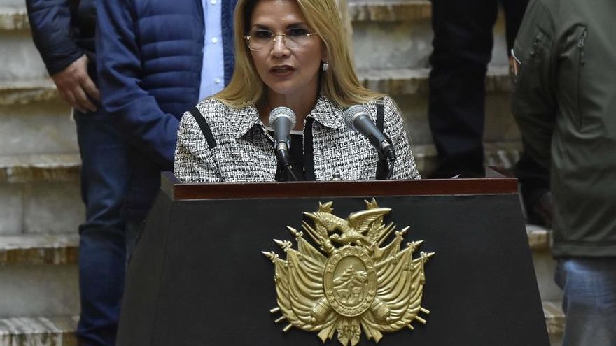 El órgano electoral de Bolivia aplaza sin fecha las elecciones presidenciales