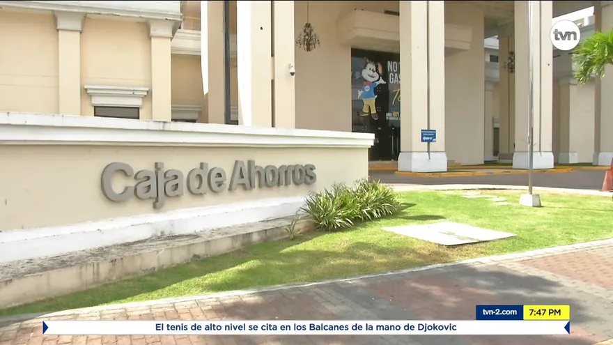 Caja de Ahorros diseña herramientas tecnológicas para la atención de clientes