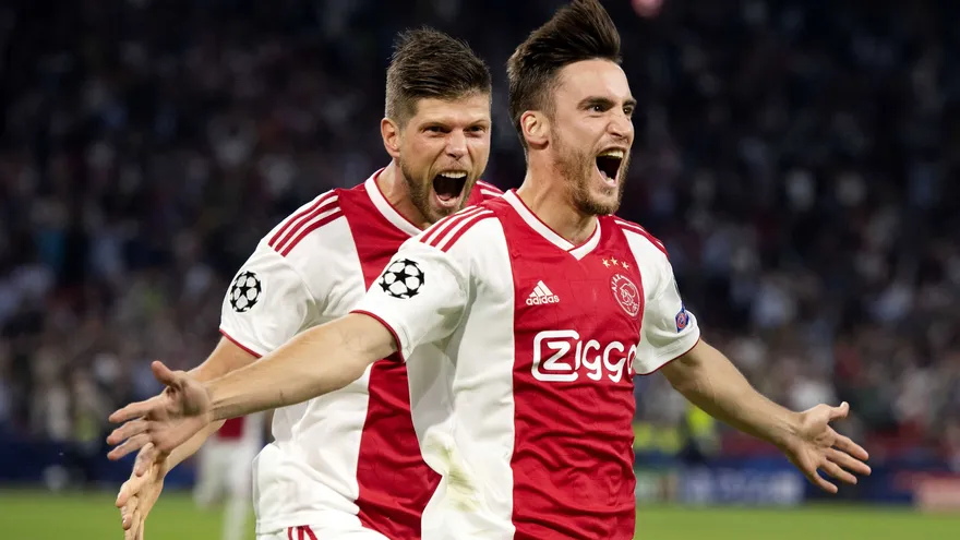 Un espectacular Tagliafico tumba al AEK y da la primera victoria al Ajax | Agencia
