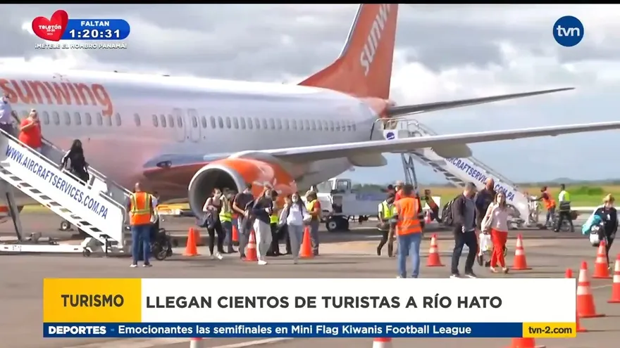 Siguen llegando los vuelos al aeropuerto de Río Hato