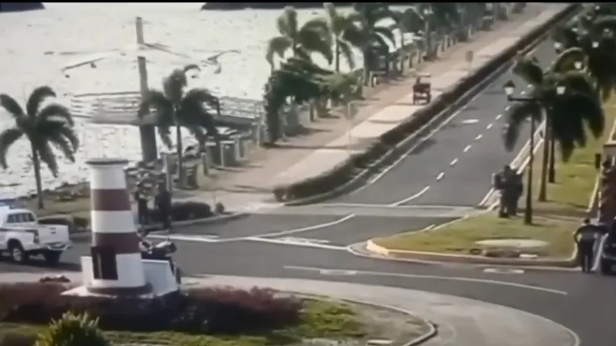 Bomberos atienden situación en Amador