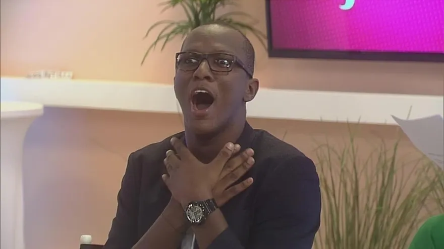 Franklyn Robinson se desnudó en "Contra la pared" soltó su dolor en público