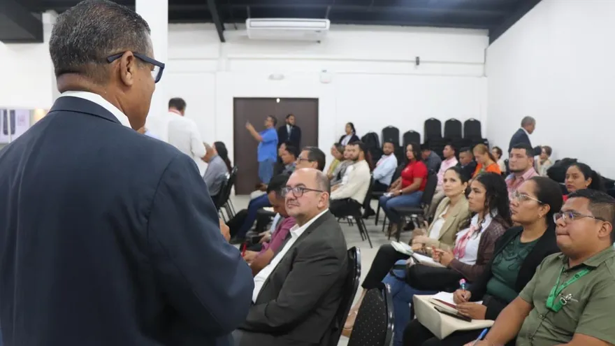 Municipios recibieron capacitación de la Contraloría para poder entregar su informe de rendición de cuentas.