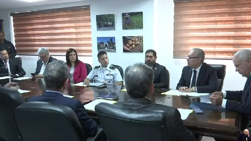 Instalan mesa técnica que busca modernizar el sector pesquero y agilizar trámites en línea