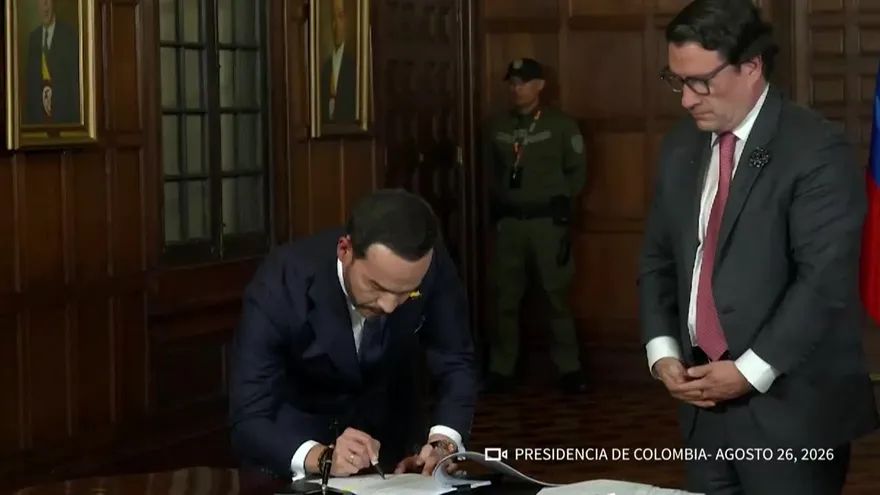 Presidente de Colombia impugnará fallos judiciales contra su política de seguridad