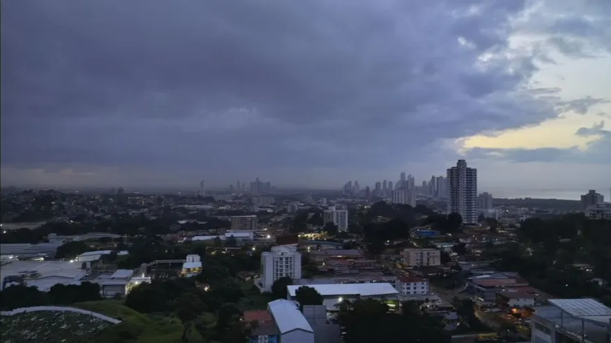 Clima en Panamá lluvias y aguaceros con tormenta.