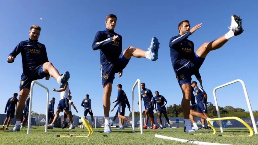 Fútbol argentino despierta con vuelta a los entrenamientos
