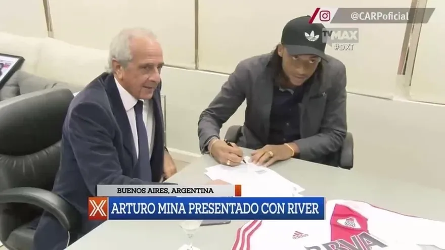 River Plate fichó a Arturo Mina hasta el 2020