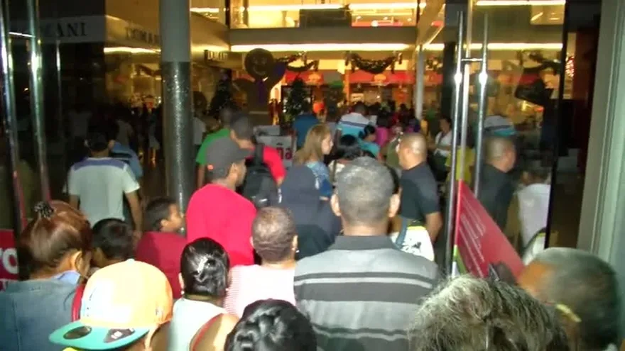 Panameños se preparan para Black Friday