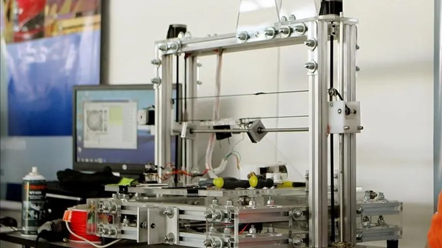 Modelo de una impresora 3D.