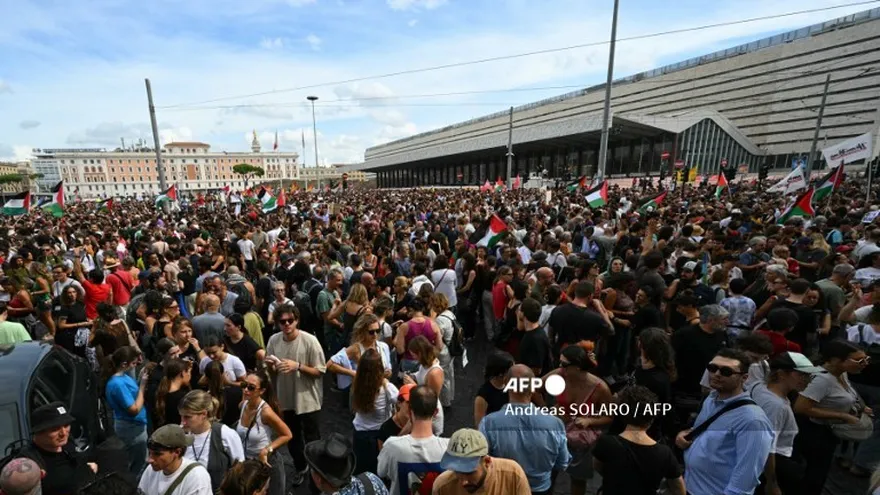 Manifestantes en Italia denuncia la ofensiva israelí en Gaza