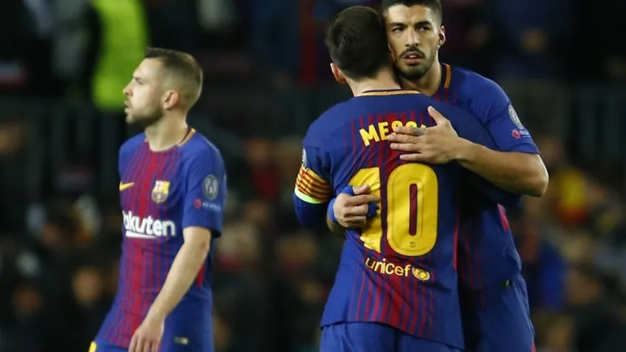 El Barcelona acaricia la semi de Champions