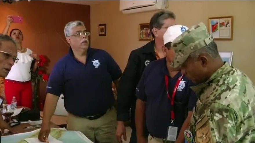 Continúan búsqueda de helicóptero por cuatro día