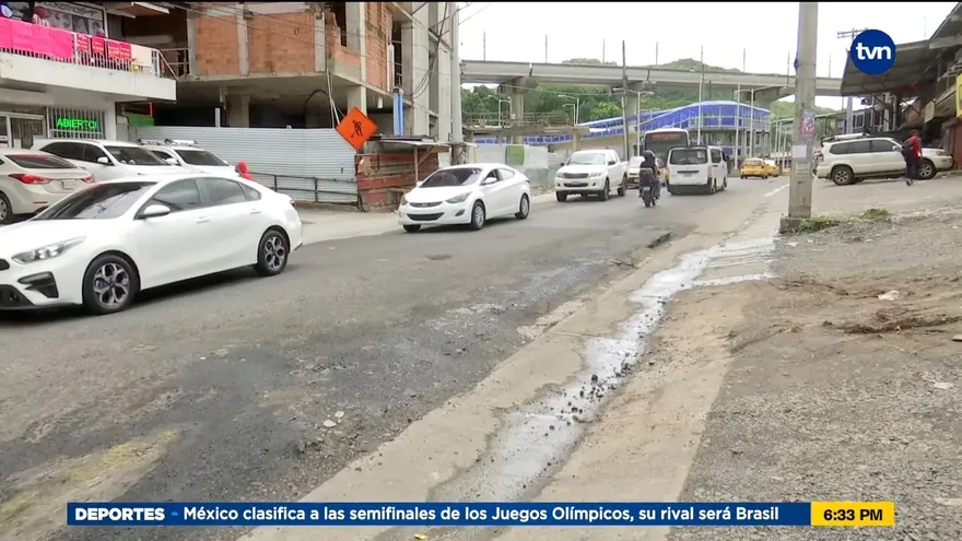 Reclaman que se arregle la vía principal en San Isidro