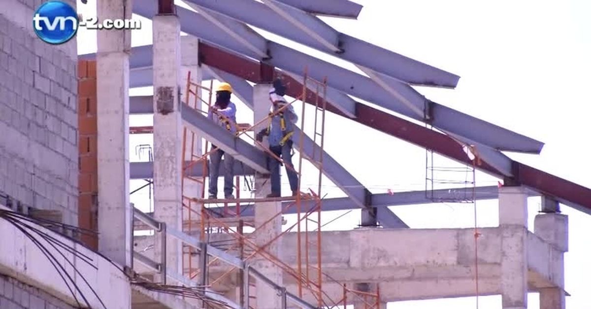 Proyectos de construcción paralizados por morosidad del Municipio