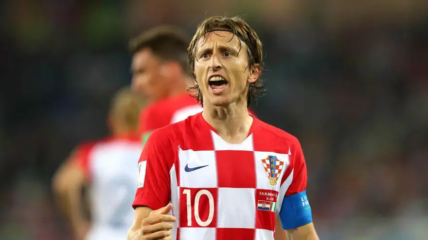 Modric no juega al fútbol, lo predice