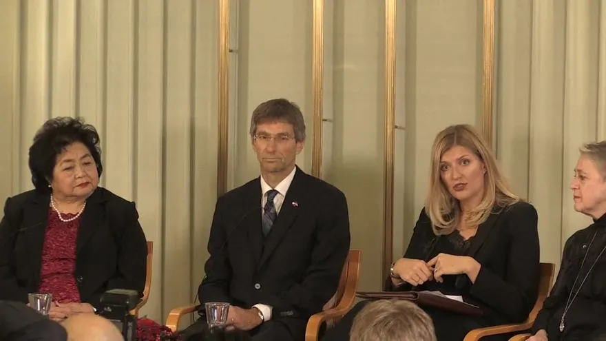 Militantes antinucleares reciben Nobel de la paz