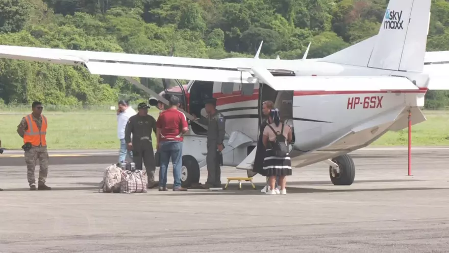 Vuelos humanitarios hacia Bocas del Toro.