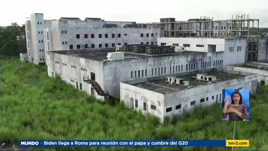 En abandono se encuentran estructuras del nuevo hospital de Colón