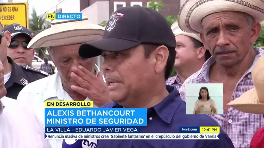 Ministro de Seguridad recorre puntos de protesta de los productores