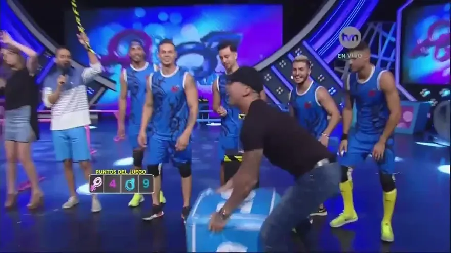 Paul McDonald fue el encargado de lanzar el dado en el juego Bolas En Equilibrio