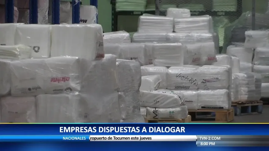 Siguen la polémica por proyecto ley de bolsas plásticas