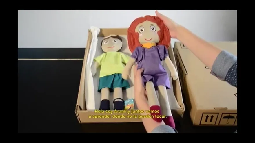 Muñecos enseñan a niños a no callar el abuso sexual