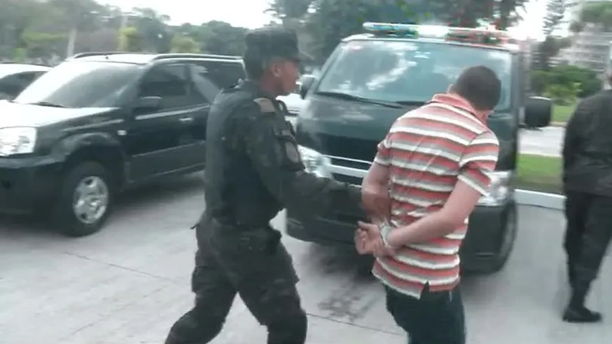 SPI captura a dos colombianos por intento de robo