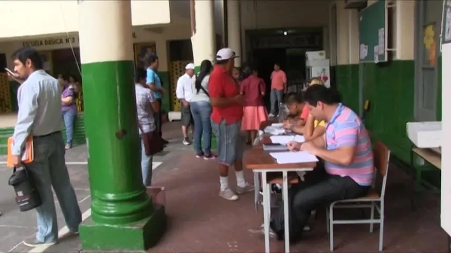 Paraguay inicia jornada electoral para elegir alcaldes y concejales
