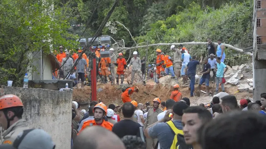 Alud en Rio de Janeiro deja 14 muertos y once heridos