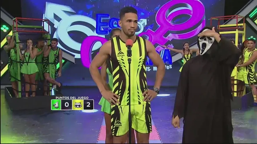 Diversión total con las respuestas de los guerreros en la Ducha Del Saber