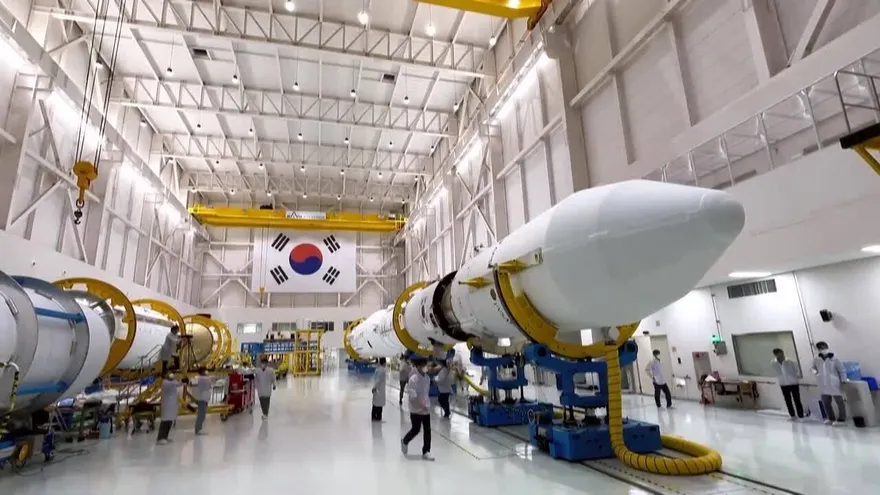 Corea del Sur completa con éxito el lanzamiento de un cohete espacial Nuri