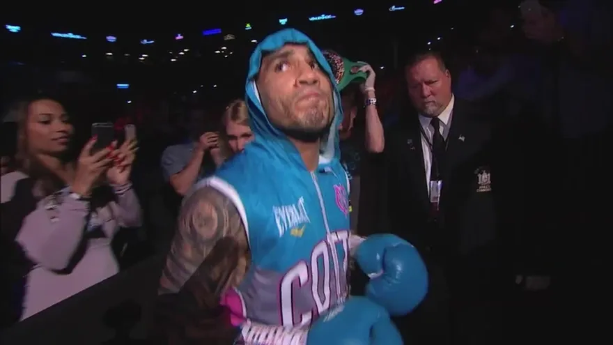 Miguel Cotto ganó por KO título mundial peso medio del CMB