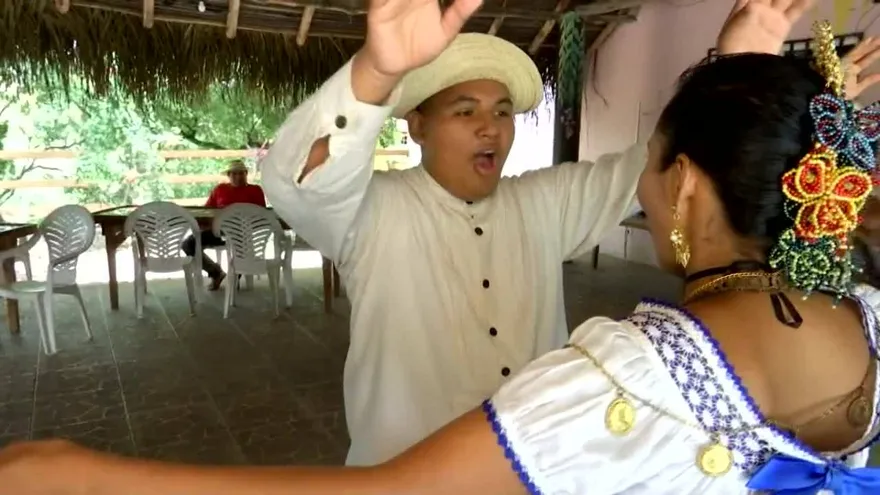 Los niños que no pueden llevar su talento fuera de Panamá