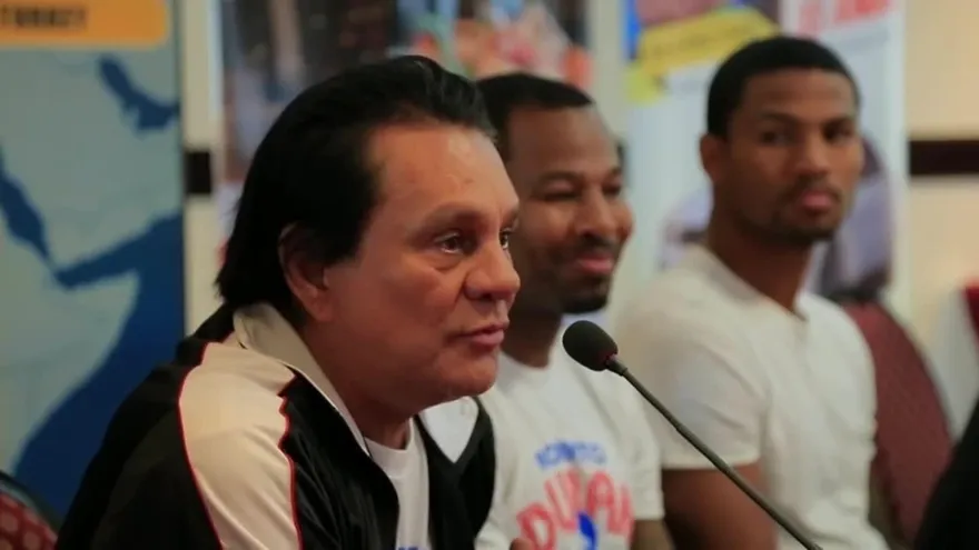 Roberto Durán será el entrenador de otra leyenda