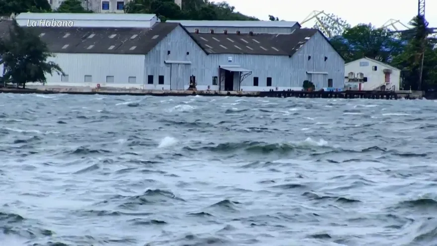 La tormenta Laura se convirtió en huracán en el Golfo de México