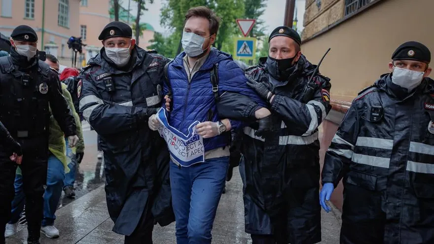Detenidos en protestas en Rusia