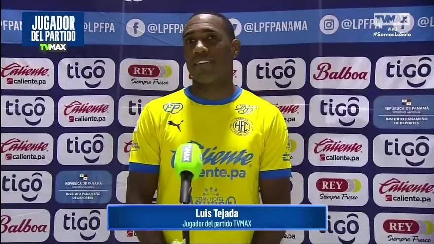 Luis Tejada fue elegido el mejor jugador del partido