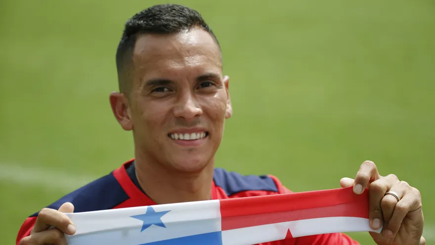 Blas Pérez todavía no ha definido su futuro.