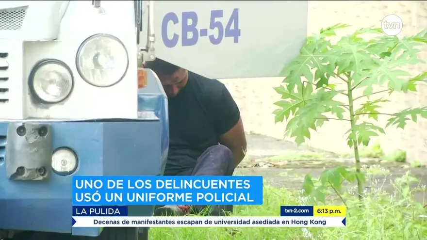 Delincuente se disfraza de policía para robar camión blindado