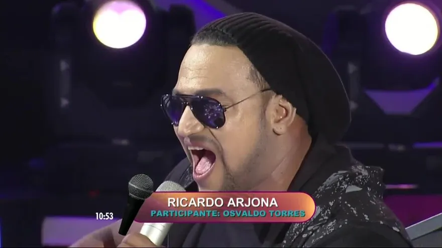 Osvaldo Torres como Ricardo Arjona
